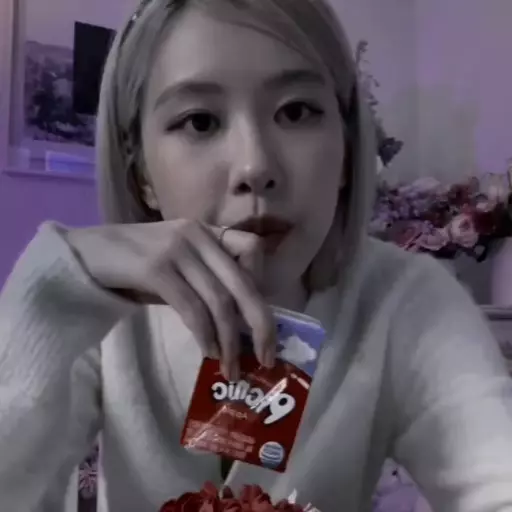 สติกเกอร์